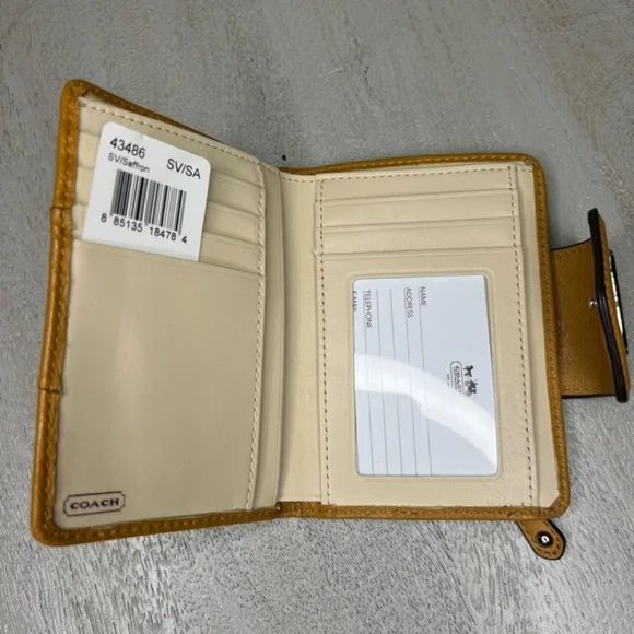 Coach Ashley Mustard Leather Wallet - Picture 3 of 4